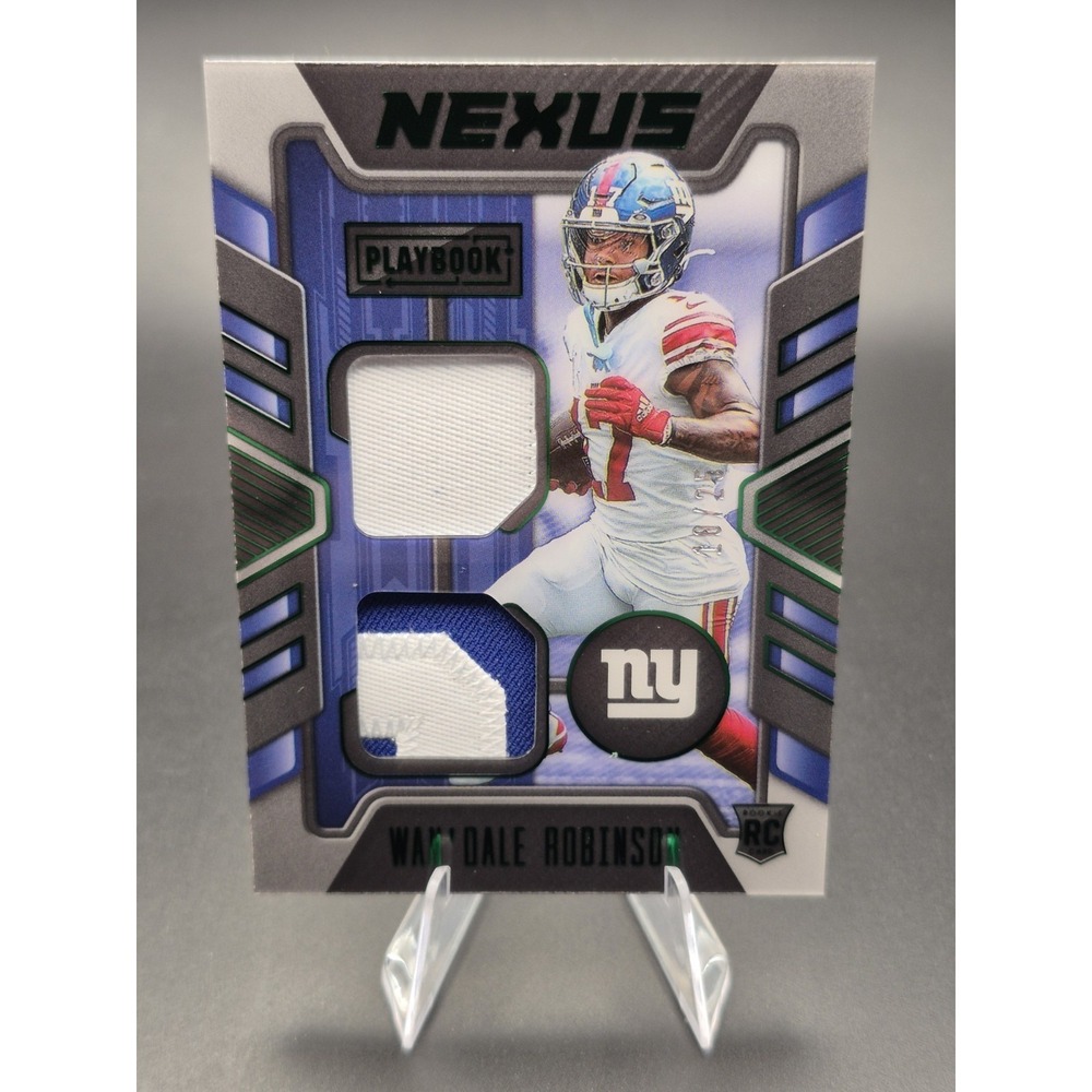2022 Panini Playbook Wan'dale Robinson #NJ-17 Nexus Jerseys Green /25 Giants MEM
